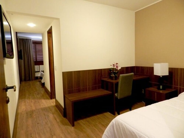 Imagen de la habitación del Hotel Casablanca Center. Foto 9