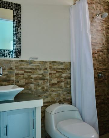 Imagen de la habitación del Hotel Casablanca Chipipe. Foto 13