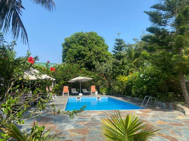 Imagen de la piscina del Hotel Casablanca Guest Inn. Foto 10