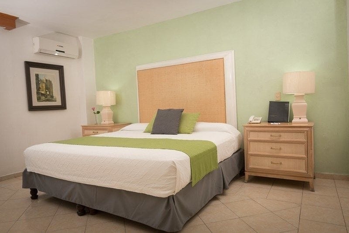 Imagen de la habitación del Hotel Casablanca, L&Aacute;ZARO C&Aacute;RDENAS. Foto 4