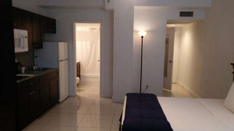 Imagen de la habitación del Hotel Casablanca Miami Beach. Foto 17