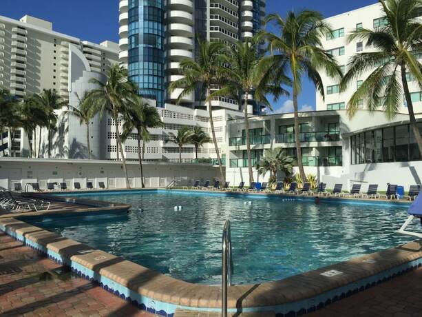 Imagen general del Hotel Casablanca Miami Beach. Foto 8