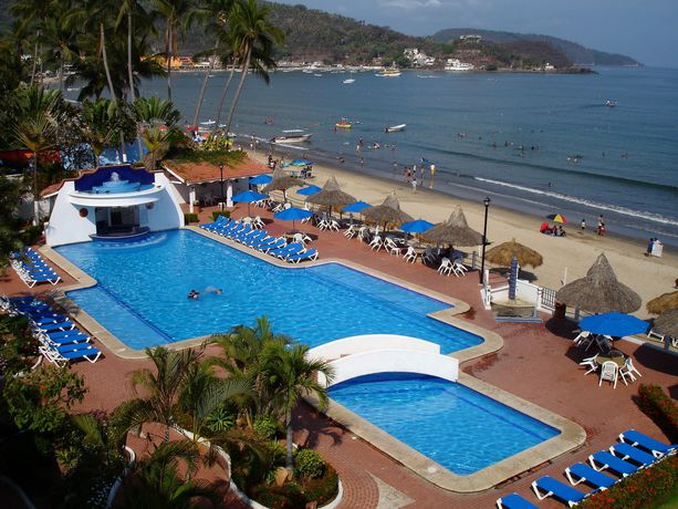 Imagen de la piscina del Hotel Casablanca Resort. Foto 17