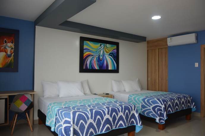 Imagen de la habitación del Hotel Casablanca Salinas. Foto 6