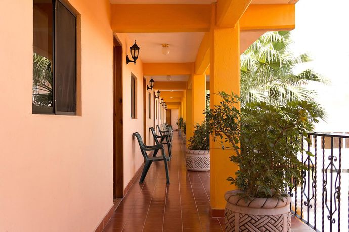 Imagen de los interiores del Hotel Casablanca Tula. Foto 19