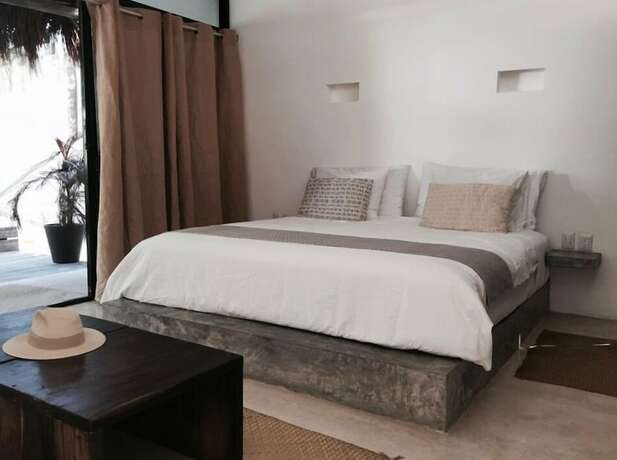 Imagen de la habitación del Hotel Casa-laha. Foto 11