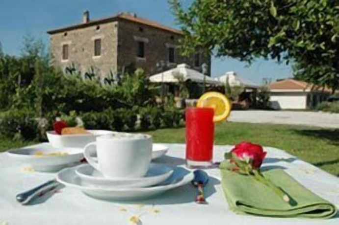 Imagen general del Hotel Casale 900. Foto 1