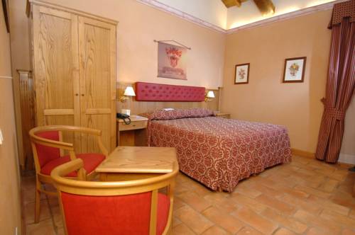 Imagen de la habitación del Hotel Casale Della Certosa. Foto 10
