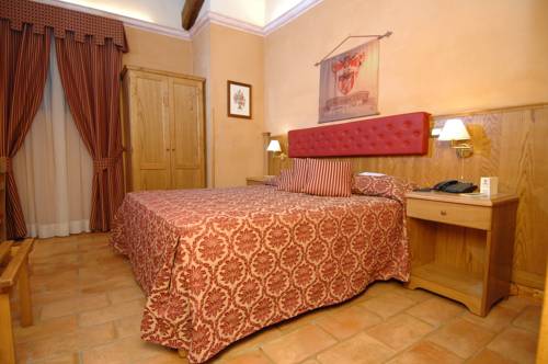 Imagen de la habitación del Hotel Casale Della Certosa. Foto 12
