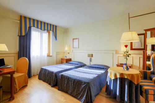 Imagen de la habitación del Hotel Casale. Foto 13