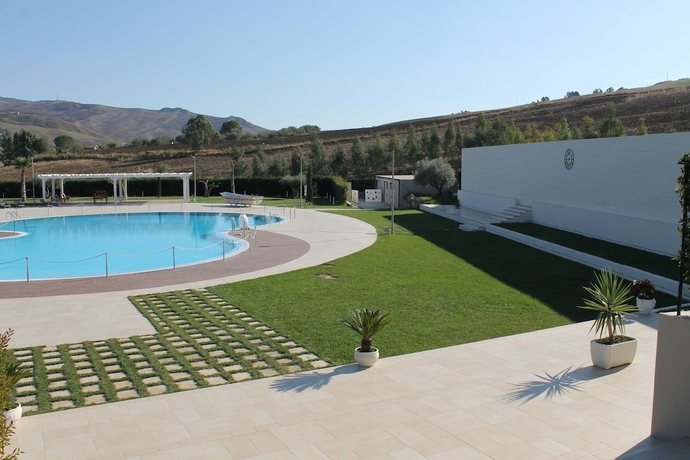 Imagen de la piscina del Hotel Casale Margherita. Foto 19