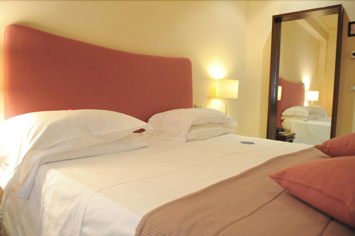 Imagen de la habitación del Hotel Casali, Cesena. Foto 10