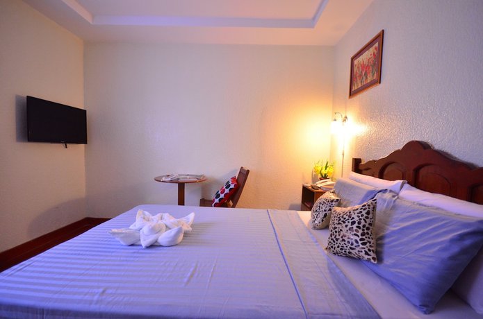 Imagen de la habitación del Hotel Casanas Suites. Foto 6