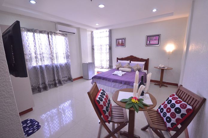 Imagen de la habitación del Hotel Casanas Suites. Foto 9