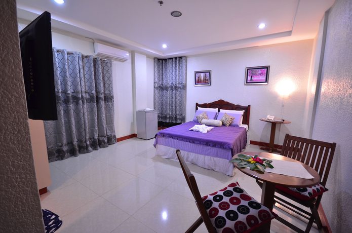 Imagen de la habitación del Hotel Casanas Suites. Foto 14