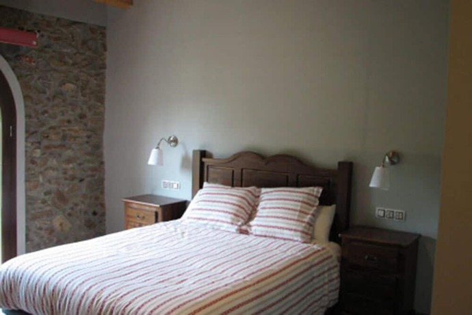 Imagen de la habitación del Hotel Casanova De Baix. Foto 12