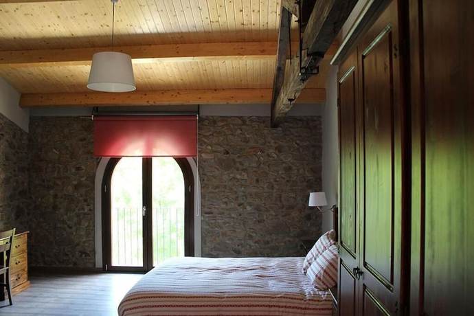 Imagen de la habitación del Hotel Casanova De Baix. Foto 14