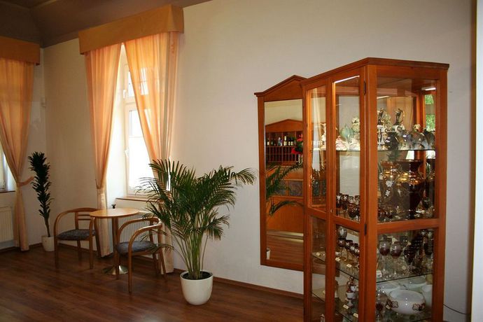 Imagen de los interiores del Hotel Casanova, Duchcov. Foto 14