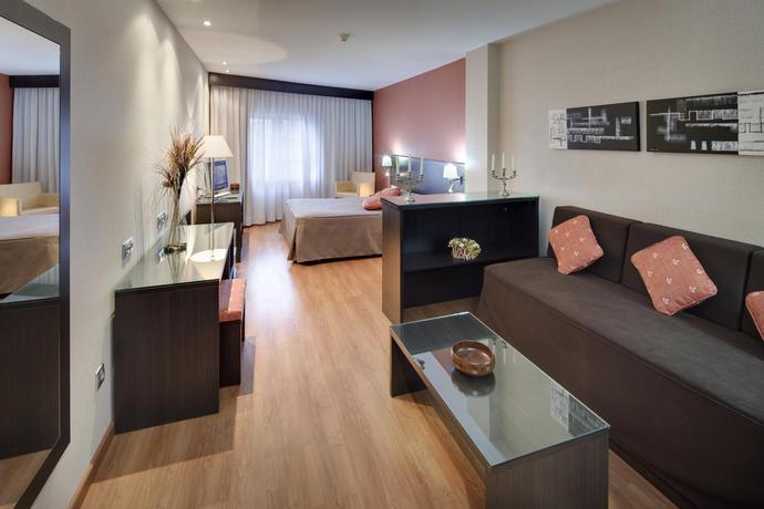 Imagen general del Hotel Casanova, Fraga. Foto 10