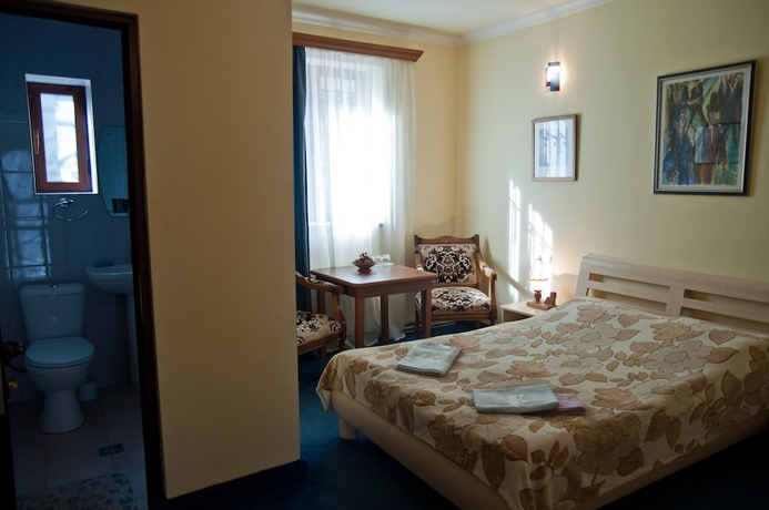 Imagen de la habitación del Hotel Casanova Inn. Foto 7