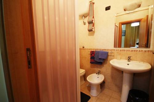 Imagen de la habitación del Hotel Casanova, Nápoles. Foto 4