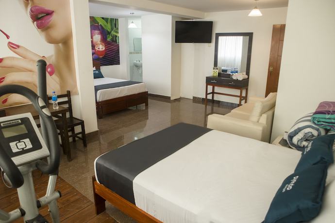 Imagen de la habitación del Hotel Casanova, Trujillo. Foto 5