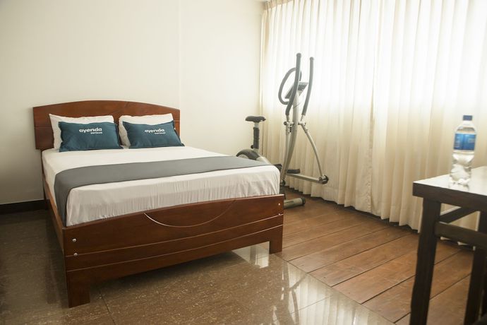 Imagen de la habitación del Hotel Casanova, Trujillo. Foto 10