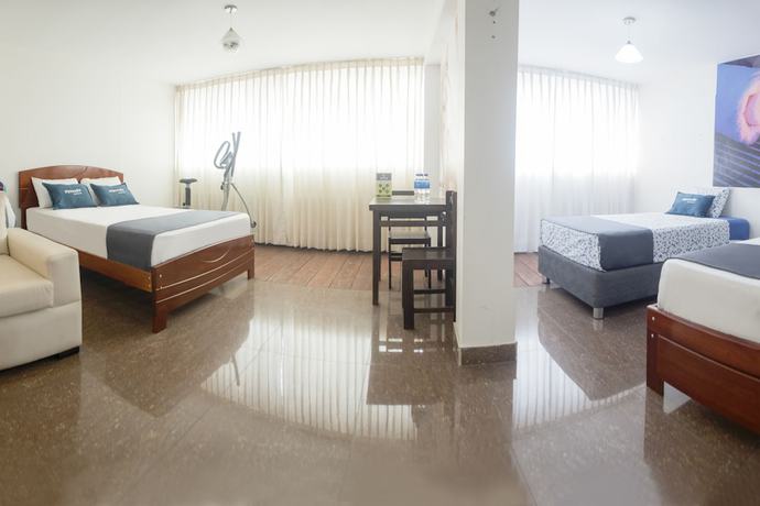 Imagen de la habitación del Hotel Casanova, Trujillo. Foto 17