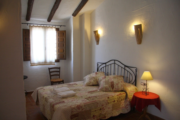 Imagen de la habitación del Hotel Casas Cuevas El Mirador de Galera. Foto 7