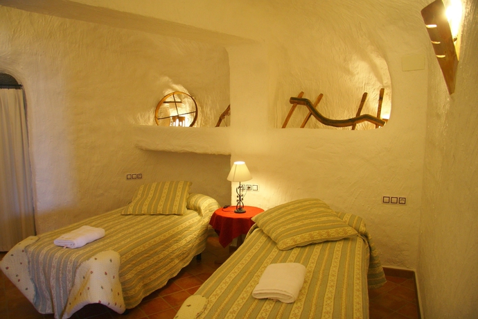 Imagen de la habitación del Hotel Casas Cuevas El Mirador de Galera. Foto 19