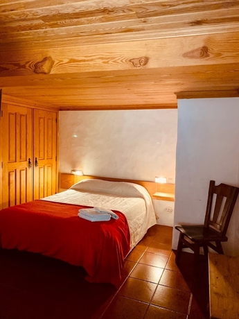 Imagen de la habitación del Hotel Casas Da Ribeira. Foto 9
