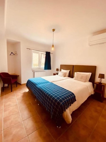 Imagen de la habitación del Hotel Casas Da Ribeira. Foto 13