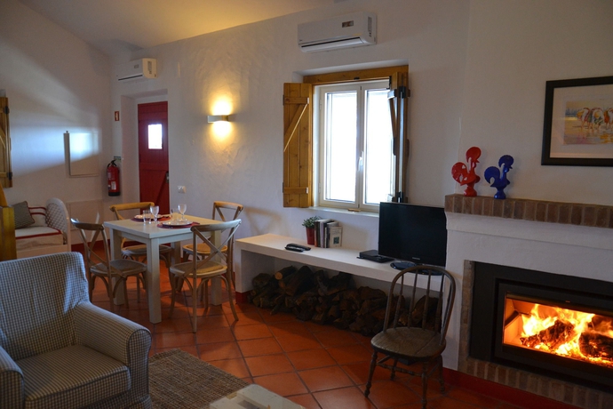 Imagen de la habitación del Hotel Casas De Juromenha. Foto 5