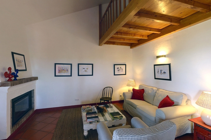 Imagen de los interiores del Hotel Casas De Juromenha. Foto 16