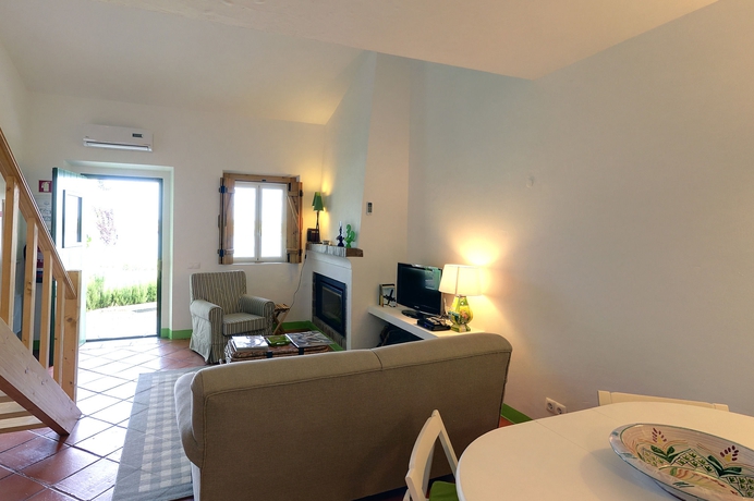 Imagen de la habitación del Hotel Casas De Juromenha. Foto 11