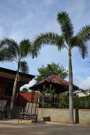 Imagen de la piscina del Hotel Casas Del Toro Playa Flamingo. Foto 15