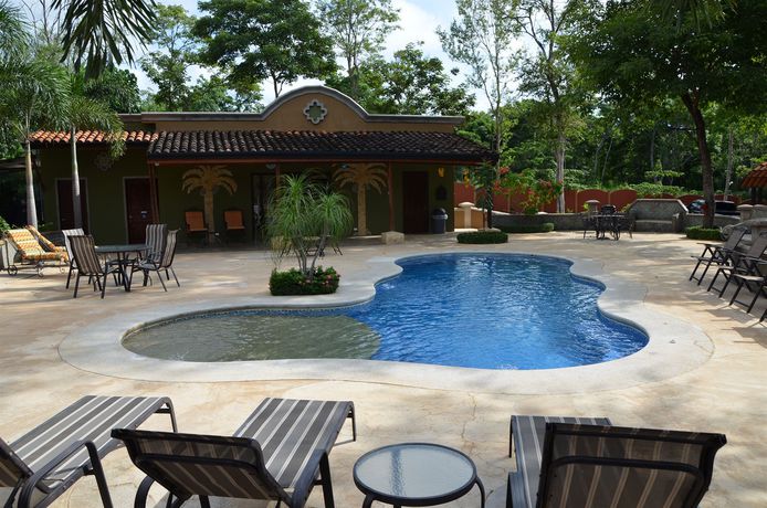 Imagen de los exteriores del Hotel Casas Del Toro Playa Flamingo. Foto 13