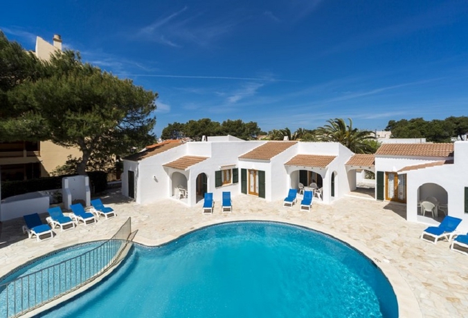 Imagen general del Hotel Casas Menorquinas. Foto 16