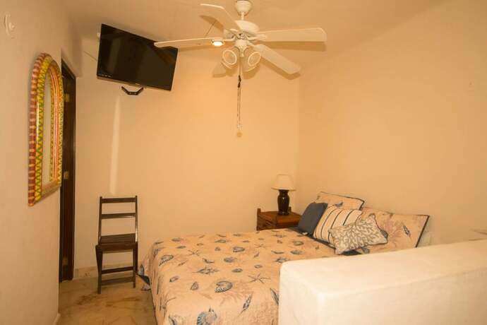 Imagen de la habitación del Hotel Casas TZL. Foto 6