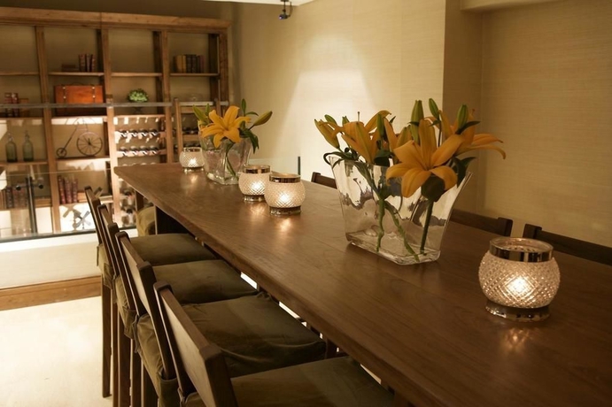 Imagen del bar/restaurante del Hotel Casasur Recoleta. Foto 5