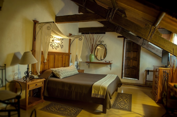 Imagen de la habitación del Hotel Casavieja. Foto 9