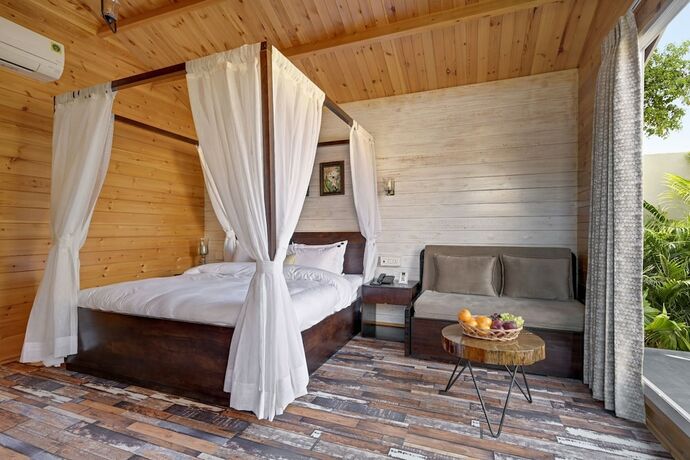 Imagen de la habitación del Hotel Casawood Resort. Foto 19