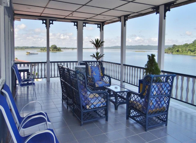 Imagen de los exteriores del Hotel Casazul. Foto 15