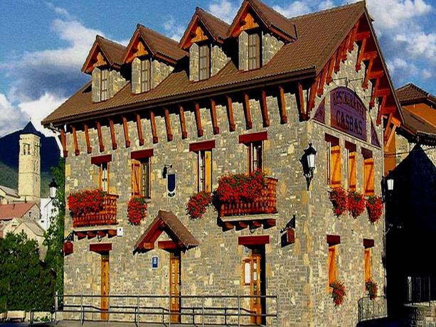 Imagen general del Hotel Casbas. Foto 3