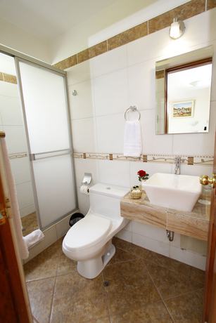 Imagen de la habitación del Hotel Cascada del Inka. Foto 11