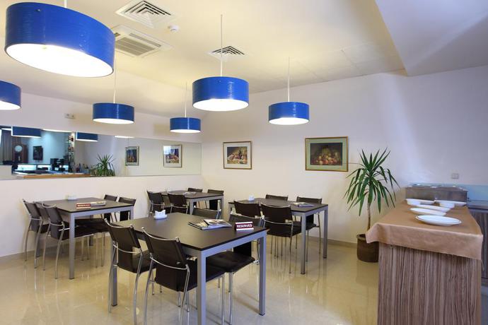 Imagen del bar/restaurante del Hotel Cascade, Ereván. Foto 2