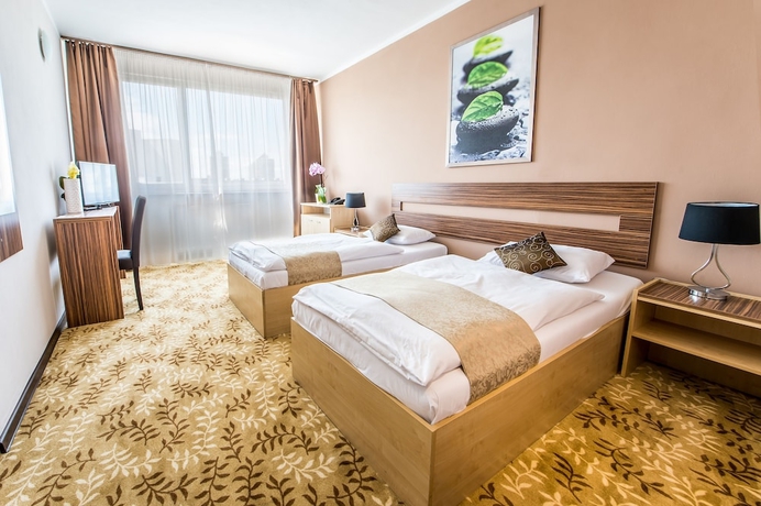 Imagen de la habitación del Hotel Cascade, MOST. Foto 10