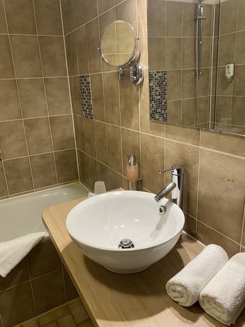 Imagen de la habitación del Hotel Cascade Superior. Foto 16