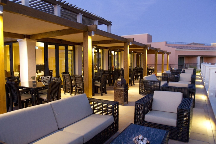 Imagen del bar/restaurante del Hotel Cascade Wellness Resort Lagos Algarve by Domes. Foto 4