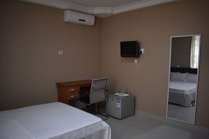 Imagen de la habitación del Hotel Cascadehotel. Foto 14